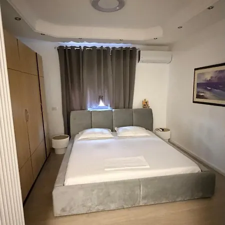 Resta Homes 1 Tirana